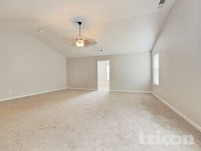 4042 Plymouth Rock Drive in Loganville, GA - Building Photo - Building Photo