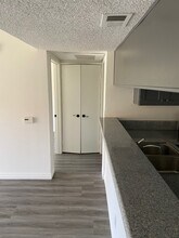 1809 Berendo N St, Unit 207 in Los Angeles, CA - Building Photo - Building Photo