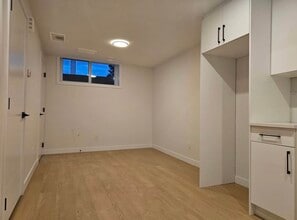 15315-15395 95 Ave NW in Edmonton, AB - Building Photo - Building Photo