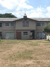 575 Clearwater Largo Rd N in Largo, FL - Building Photo - Building Photo