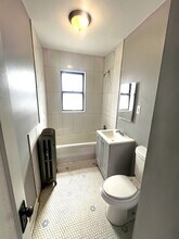 351 W 120th St in Chicago, IL - Building Photo - Building Photo