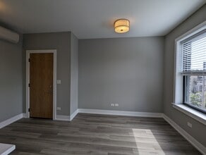 3935 N Janssen Ave, Unit #3937-W3 in Chicago, IL - Building Photo - Building Photo