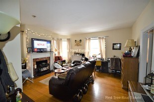 1748 Beacon St, Unit 4 Apartments