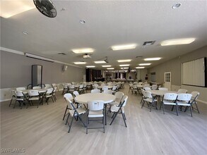 14707 Patrick Henry Rd in North Fort Myers, FL - Foto de edificio - Building Photo
