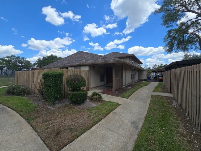property at 856 Creekway Ct