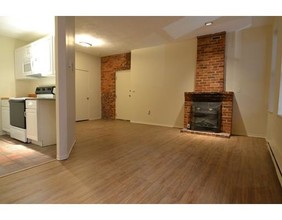 38 St Germain St-Unit -2 in Boston, MA - Building Photo - Building Photo