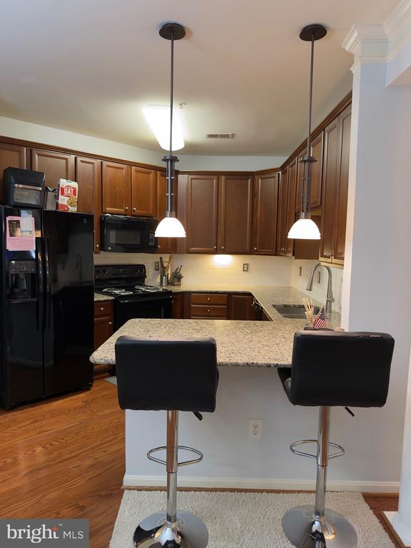 24701 Byrne Meadow Square in Aldie, VA - Building Photo - Building Photo