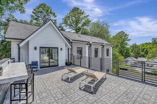 1825 Lombardy Ave, Unit B in Nashville, TN - Building Photo