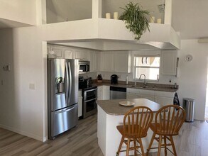 818 SW 8th Pl, Unit 2407 in Cape Coral, FL - Building Photo - Building Photo