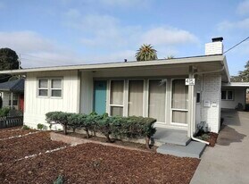 415 H Dela Rosa Sr St in Soledad, CA - Building Photo