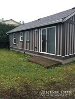 46745 Yale Rd in Chilliwack, BC - Building Photo