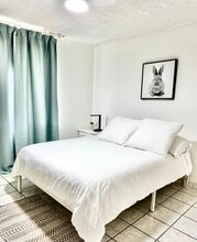 684 Starstone Dr in Lake Mary, FL - Foto de edificio - Building Photo