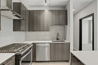 967 W Washington Blvd in Chicago, IL - Building Photo - Building Photo