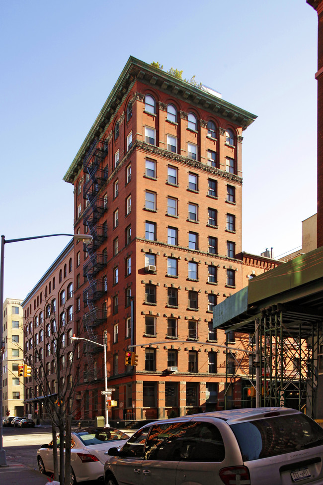 74 Laight St in New York, NY - Foto de edificio - Building Photo