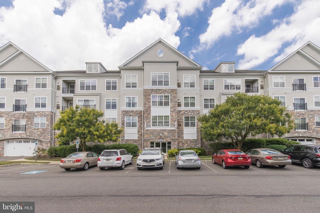 4303 Lydia Hollow Dr-Unit -B in Glen Mills, PA - Building Photo