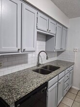 214 Pine Meadow Dr in Kennedale, TX - Building Photo - Building Photo