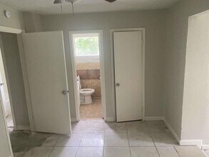 15626 Corsair Rd in Houston, TX - Building Photo - Building Photo
