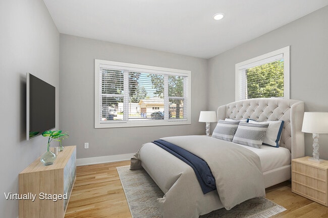 654 11th St NW, Unit 1 in Grand Rapids, MI - Building Photo - Building Photo