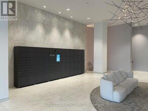 50-250 O'Neill Rd in Toronto, ON - Building Photo - Building Photo