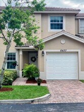 6437 Park Lake Cir in Boynton Beach, FL - Building Photo - Building Photo