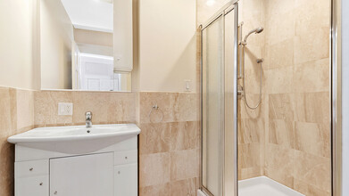173 Mason Ter, Unit 1 in Brookline, MA - Building Photo - Building Photo