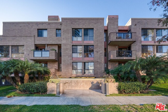 property at 235 S Tower Dr