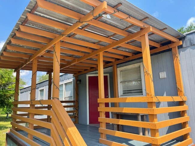 property at 4140 Violet Rd