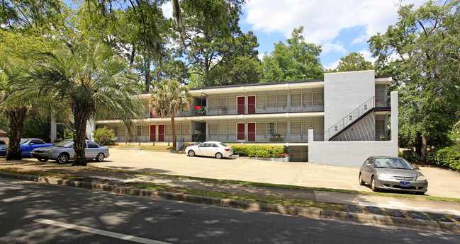 106 W 7th Ave in Tallahassee, FL - Foto de edificio - Building Photo