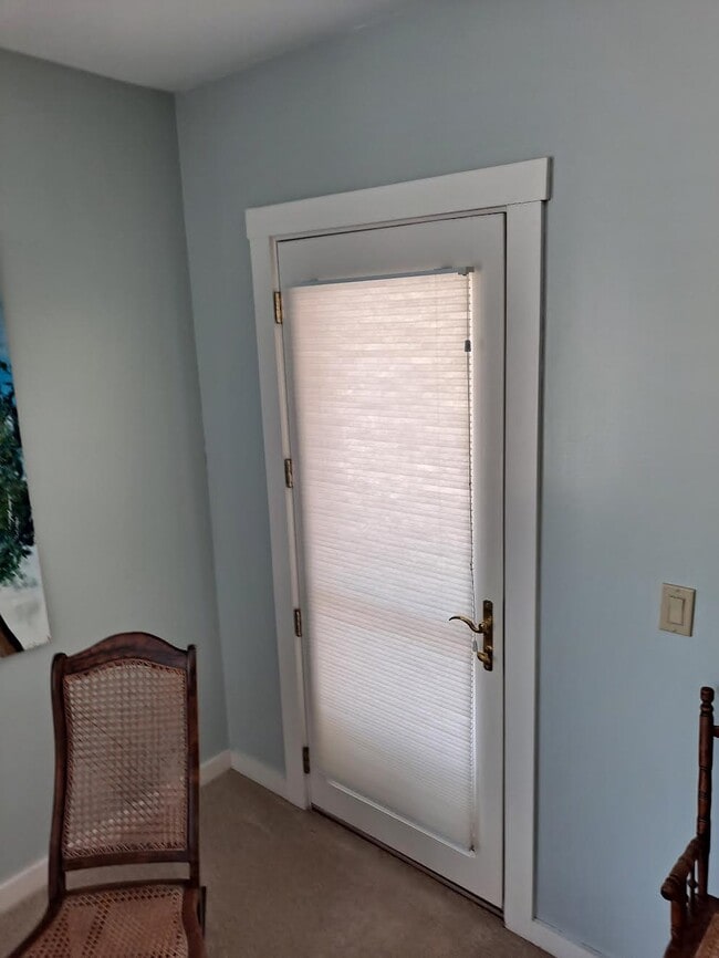 6 Stanley Hill Rd in Vassalboro, ME - Foto de edificio - Building Photo