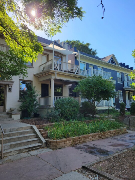 1248 Pennsylvania St in Denver, CO - Building Photo