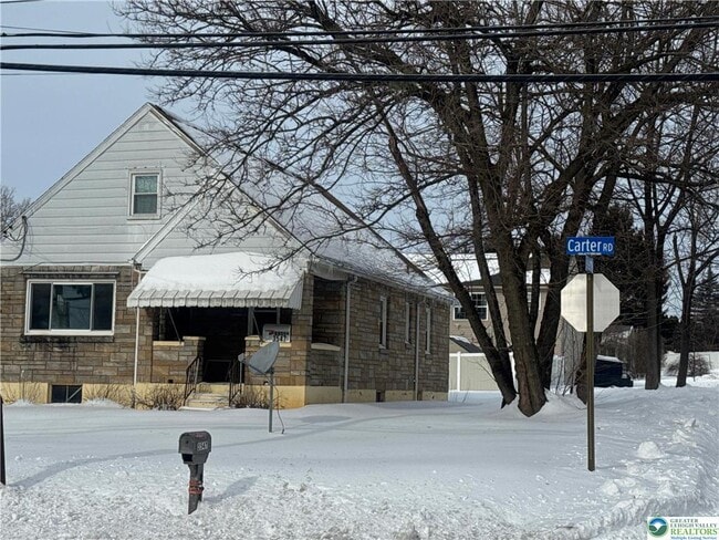 property at 3547 Carter Rd