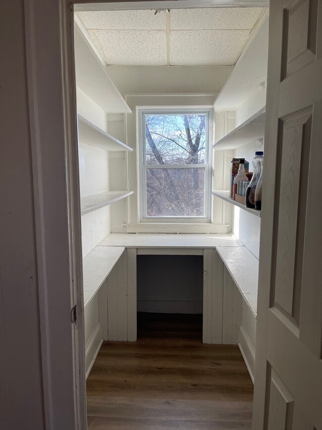 117 Enfield St, Unit 2nd in Hartford, CT - Foto de edificio - Building Photo