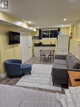 7 Harbour Crescent in Wasaga Beach, ON - Building Photo - Building Photo