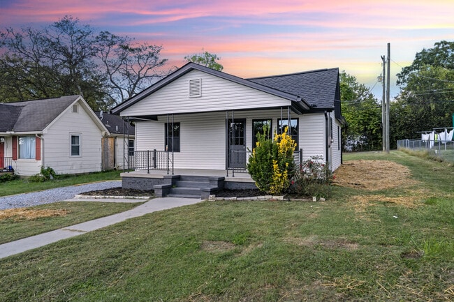 2631 Carson Ave in Knoxville, TN - Building Photo - Building Photo