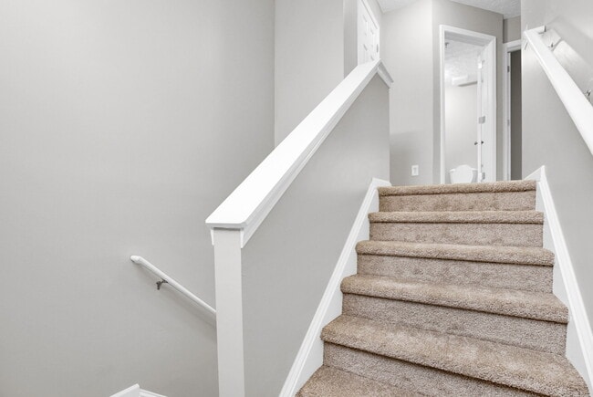 241 Village Square Dr in Woodstock, GA - Building Photo - Building Photo