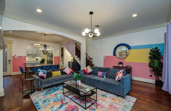 1204 E 29th St, Unit SI ID1018984P in Houston, TX - Foto de edificio - Building Photo