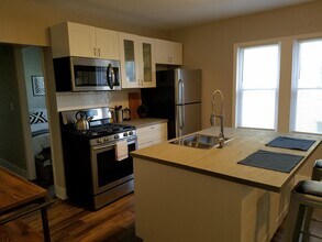 2743 Grand St NE-Unit -1 in Minneapolis, MN - Building Photo - Building Photo