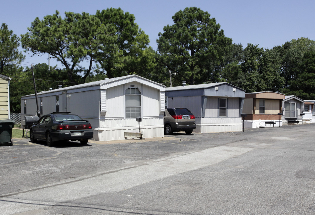 Edgewood Mobile Home And Rv Park in Memphis, TN - Building Photo