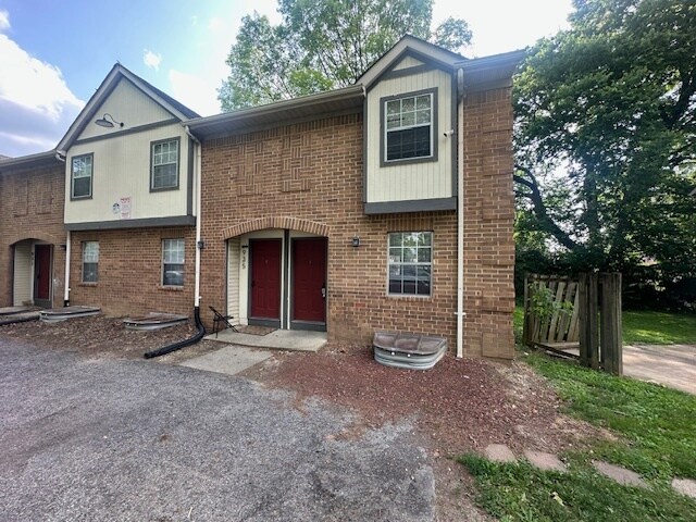 937 Hidden Acres Ct in Columbus, OH - Building Photo - Building Photo