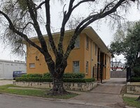 2030 Portsmouth Apartments photo'