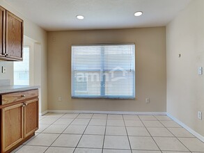 5233 Mango Fruit St in Seffner, FL - Building Photo - Building Photo