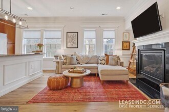 5231 Connecticut Ave NW in Washington, DC - Building Photo - Building Photo