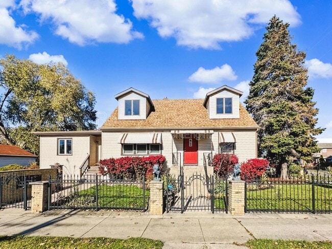 property at 3303 Division St