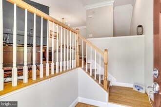 906 Slaters Ln in Alexandria, VA - Building Photo - Building Photo