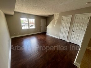 133 Walker St in Kingsport, TN - Foto de edificio - Building Photo