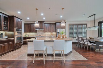 26 S Swanwick Pl in Tomball, TX - Building Photo - Building Photo