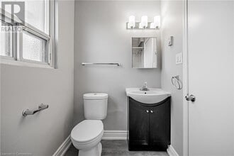 744 Lincoln St in Welland, ON - Building Photo - Building Photo