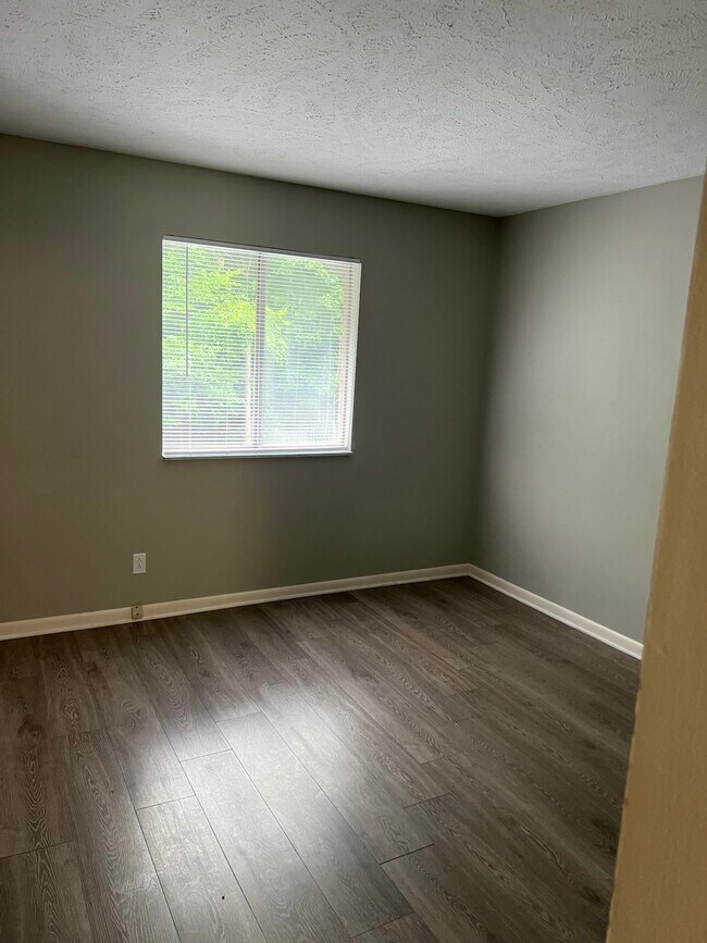 100 Orchard Hill Dr in Tell City, IN - Building Photo - Building Photo