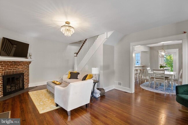 404 S Jackson St in Media, PA - Foto de edificio - Building Photo