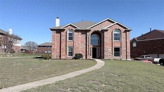 6014 San Marino Ct in Rowlett, TX - Building Photo